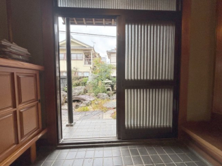 【玄関】
