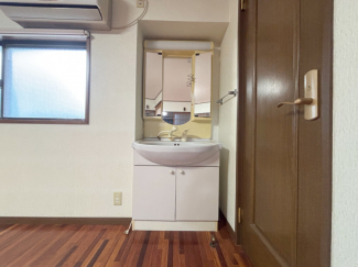 【独立洗面台】