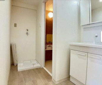 室内洗濯機置き場新品交換