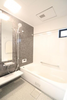 【施工例】１日の疲れを癒すお風呂。ゆっくり足を延ばして浸かる