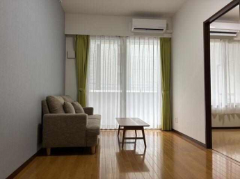 ヴァレーレ県庁前の画像