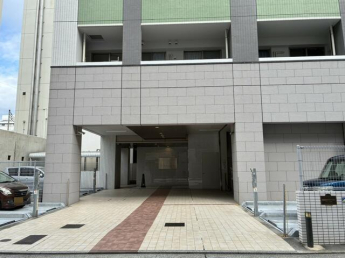 ヴァレーレ県庁前の画像