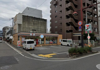 セブンイレブン松山中央郵便局前店まで165m