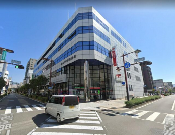 松山中央郵便局まで177m