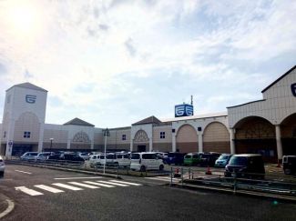 フジグラン今治まで1076m