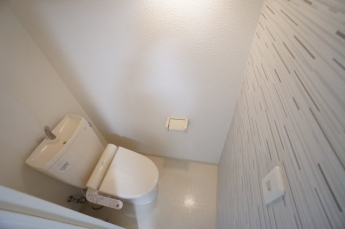 温水洗浄便座で快適です☆