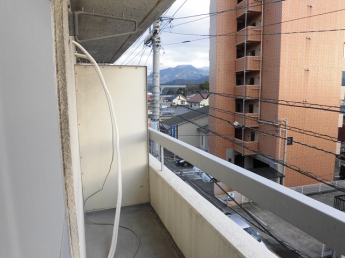 南向きで日当たりバッチリです☆