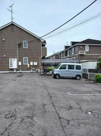 駐車場に車を止められます