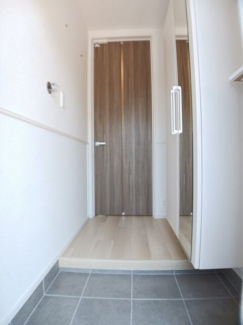 ゆったりとした玄関です