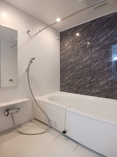 コンパクトで使いやすいお風呂です