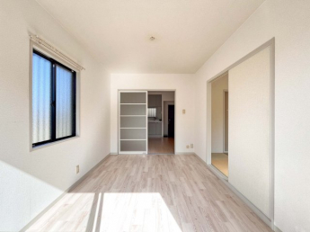 【居間・リビング】