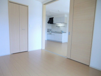 内装は落ち着いています