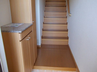 明るい玄関です