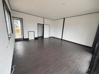 使いやすい広さの店舗。