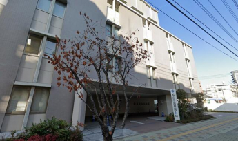 一般財団法人永頼会松山市民病院まで298m