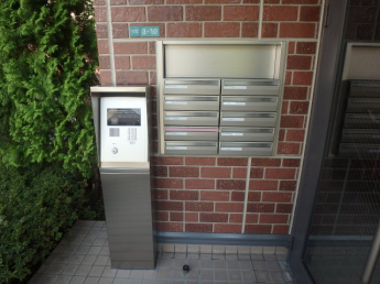 オートロックなど設備充実