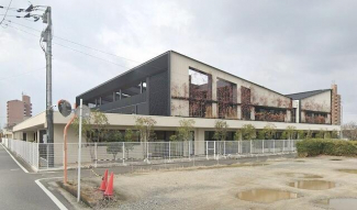 慶応幼稚園まで588m