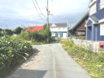 【前面道路含む現地写真】