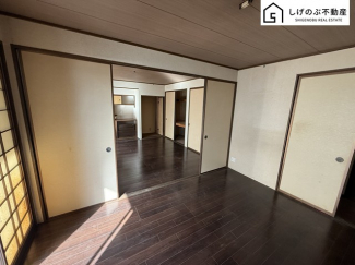 全居室に収納を完備しておりますので、いつでもお部屋をすっきりとお使い頂けそうです。