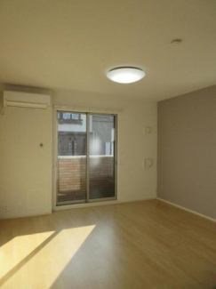 明るい室内です