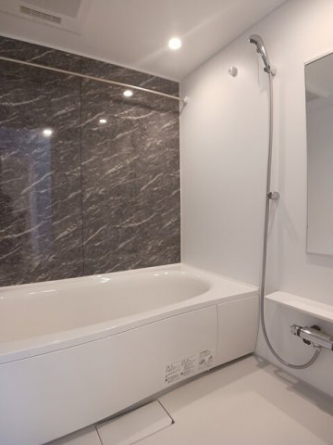 ゆったり過ごせるお風呂です