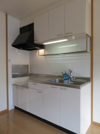 コンパクトなキッチンで掃除もラクラク