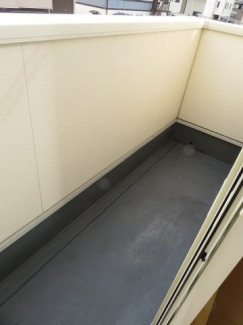 陽当たり良好なバルコニーです