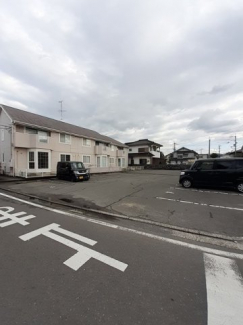 駐車場に車を止められます