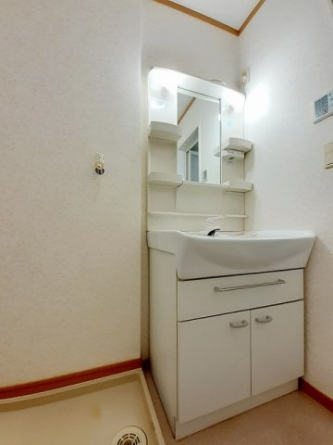 脱衣スペースもあります