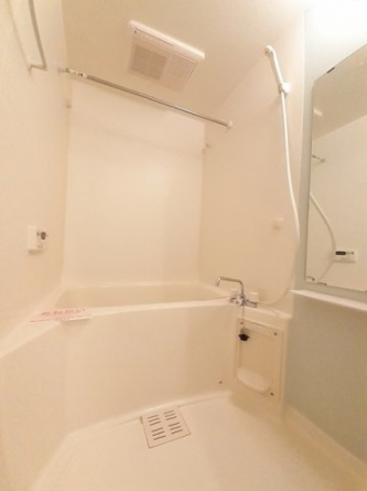 落ち着いた空間のお風呂です