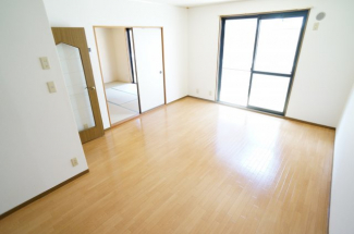 【居間・リビング】