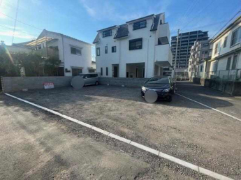 松山市道後町１丁目の駐車場の画像