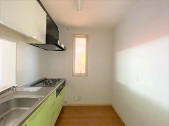 宇和島市並松１丁目のアパートの画像