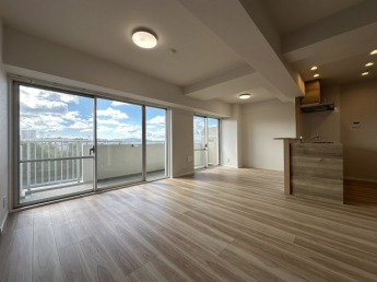 【居間・リビング】