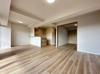 【居間・リビング】