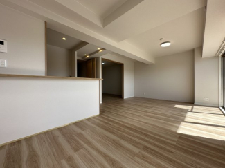 【居間・リビング】