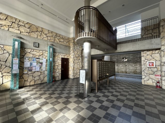 【エントランス】