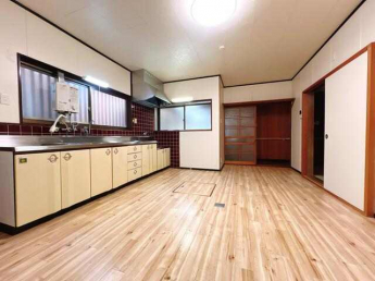 彦根市栄町２丁目の一戸建ての画像