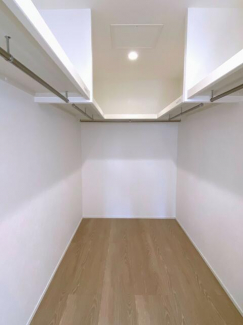 松山市小栗２丁目の新築一戸建ての画像