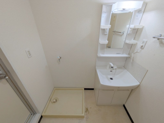 【洗面所】