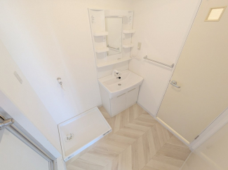 【洗面所】