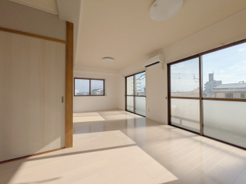 【居間・リビング】