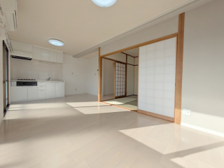 【居間・リビング】