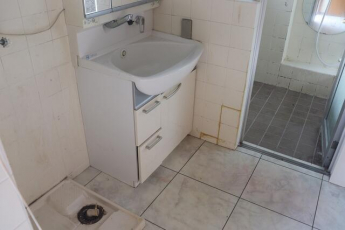 松山市中一万町の店付住宅の画像