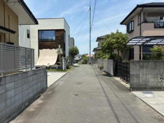 前面道路を含む現地写真