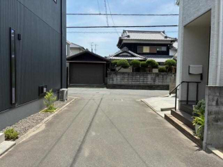 前面道路を含む現地写真