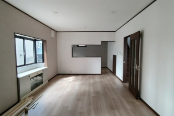 【居間・リビング】