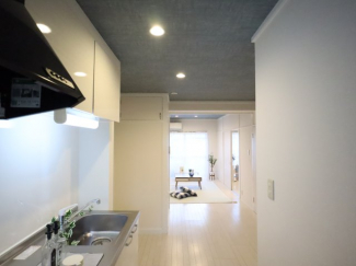 【居間・リビング】