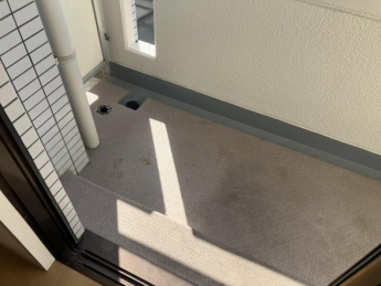 【バルコニー】
