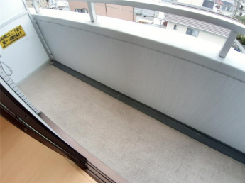 【バルコニー】